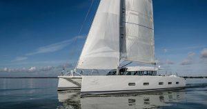 Luxury catamaran Cygnus Cygnus