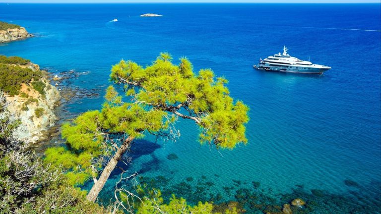 Private Yacht Charter in the East Mediterranean